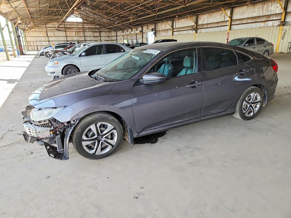 Auction sale of the 2018 Honda Civic, vin: 19XFC2F59JE005593, lot number: 68672776