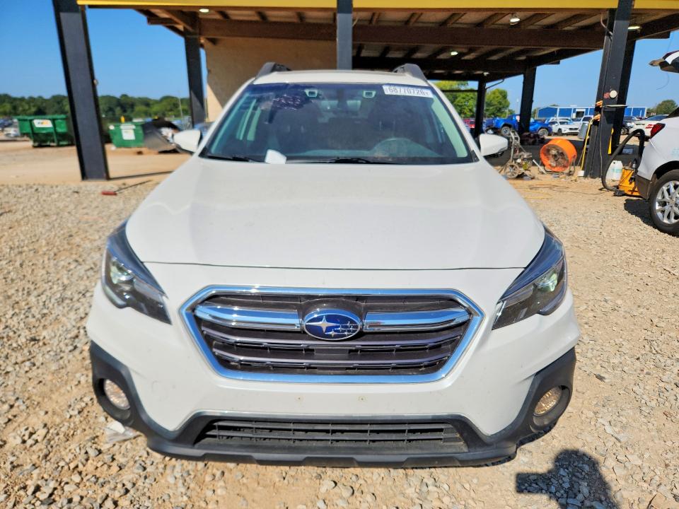 68770726 :رقم المزاد ، 4S4BSENC4J3379793 vin ، 2018 Subaru Outback مزاد بيع