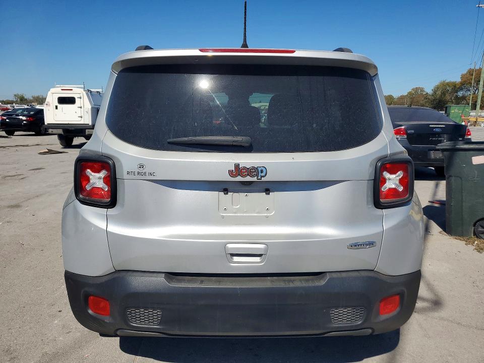 Продаж на аукціоні авто 2018 Jeep Renegade, vin: ZACCJABB1JPH84361, номер лоту: 70646756