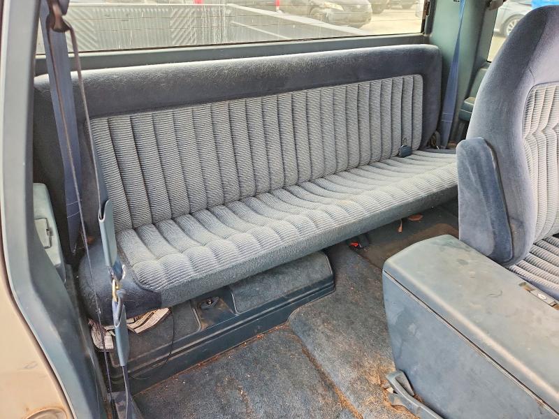70018276 :رقم المزاد ، 2GCEC19K0R1151560 vin ، 1994 Chevrolet Gmt-400 مزاد بيع