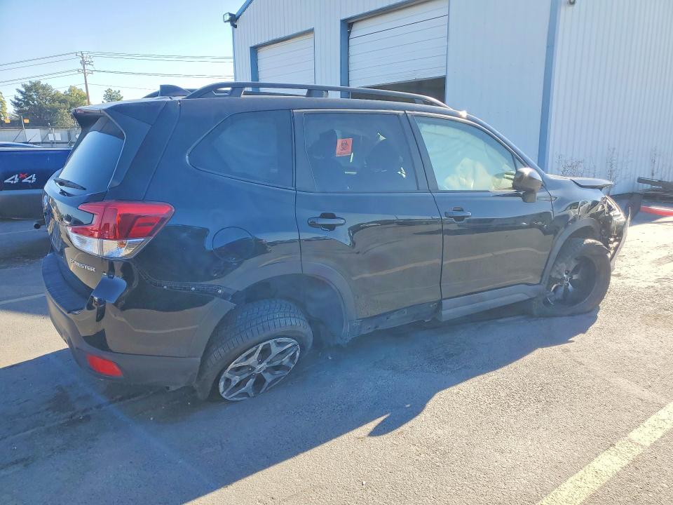 Продажа на аукционе авто 2023 Subaru Forester, vin: JF2SKADC7PH465028, номер лота: 68044086