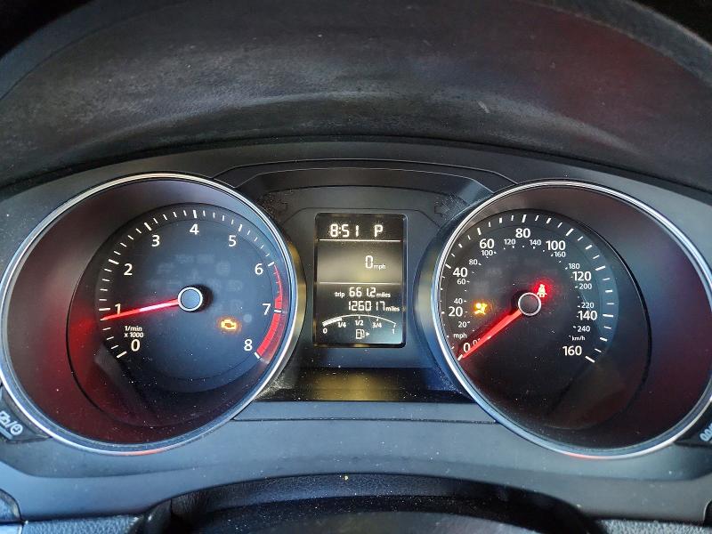 69390486 :رقم المزاد ، 3VW2B7AJ2JM261242 vin ، 2018 Volkswagen Jetta مزاد بيع