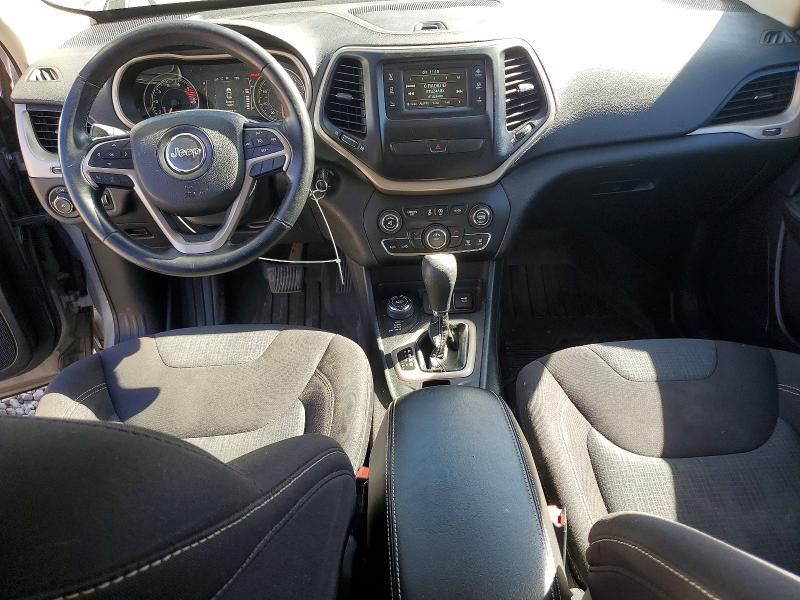 70641676 :رقم المزاد ، 1C4PJMCS2GW218335 vin ، 2016 Jeep Cherokee مزاد بيع
