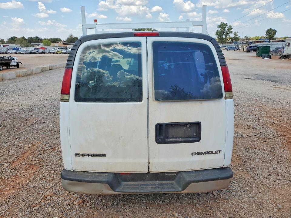 1999 Chevrolet Express G2500 მანქანა იყიდება აუქციონზე, vin: 1GAGG25F9X1033921, აუქციონის ნომერი: 67650576