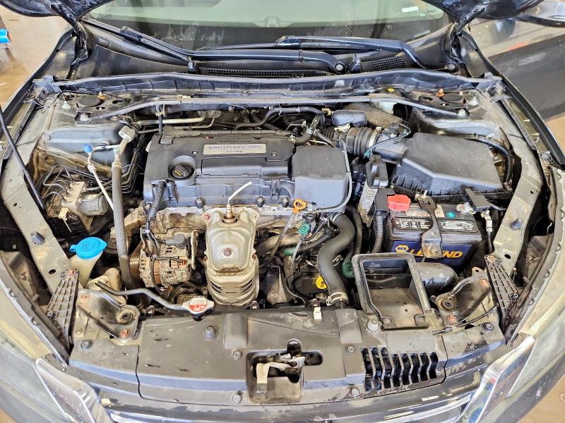 69318836 :رقم المزاد ، 1HGCR2F80FA038327 vin ، 2015 Honda Accord مزاد بيع