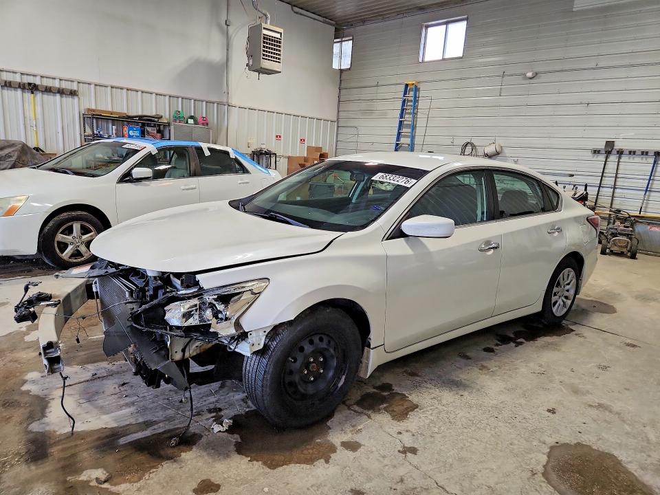 2015 Nissan Altima მანქანა იყიდება აუქციონზე, vin: 1N4AL3APXFN352478, აუქციონის ნომერი: 68332276