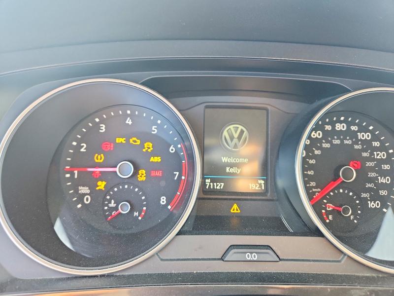 68237606 :رقم المزاد ، 3VV2B7AX7JM014761 vin ، 2018 Volkswagen Tiguan مزاد بيع