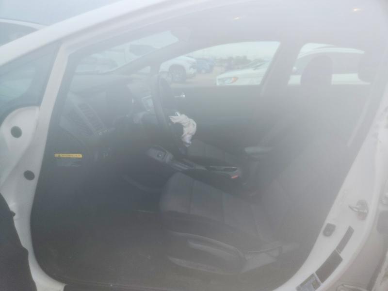 2015 Kia Forte მანქანა იყიდება აუქციონზე, vin: KNAFX4A86F5334124, აუქციონის ნომერი: 68077556