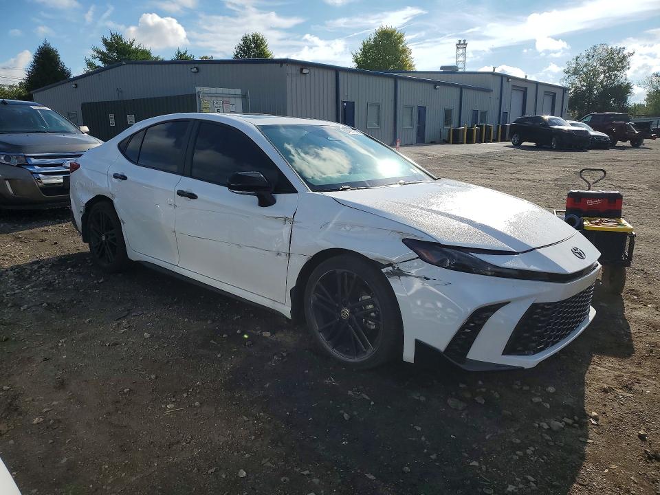 2026 Toyota Camry მანქანა იყიდება აუქციონზე, vin: 4T1DBADKXTU551901, აუქციონის ნომერი: 69413356