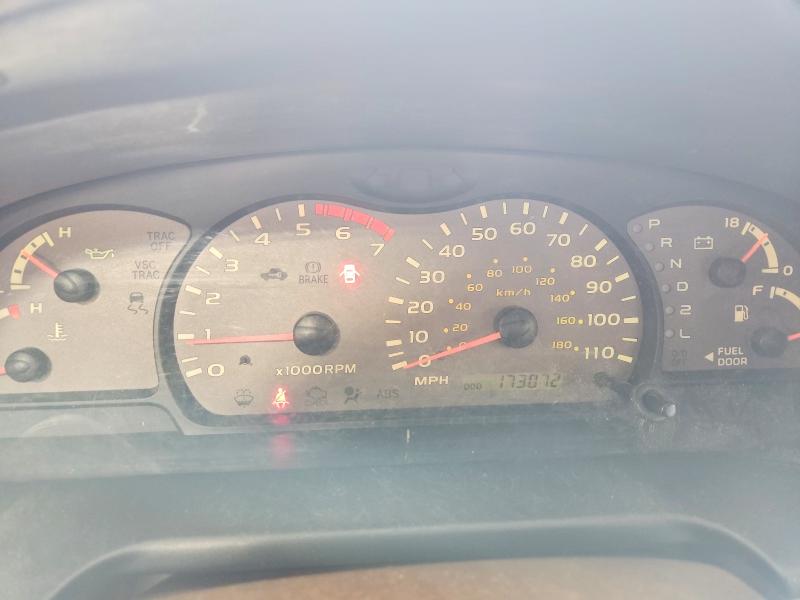 69624276 :رقم المزاد ، 5TDZT34A43S166610 vin ، 2003 Toyota Sequoia مزاد بيع