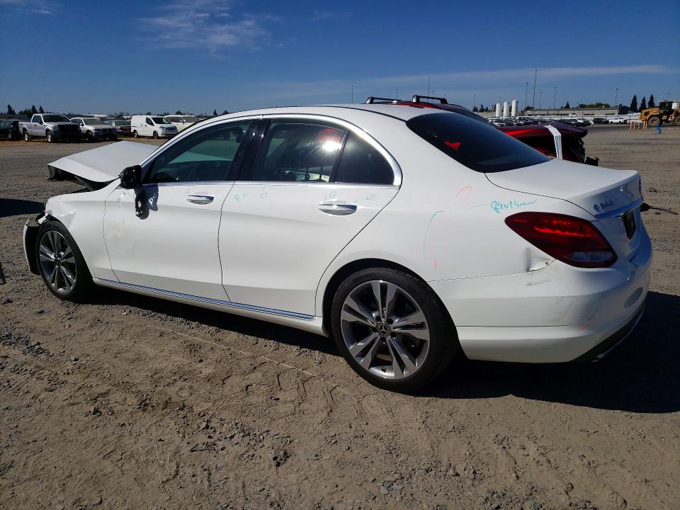 2018 Mercedes-benz C მანქანა იყიდება აუქციონზე, vin: 55SWF4JB1JU252566, აუქციონის ნომერი: 68671146