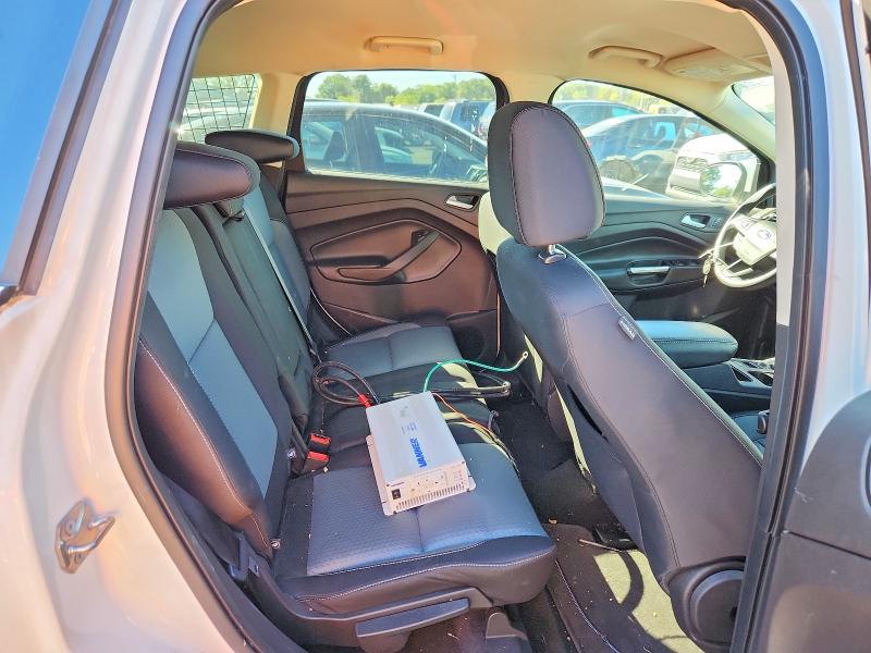 Продаж на аукціоні авто 2017 Ford Escape, vin: 1FMCU0GD5HUE77372, номер лоту: 69282516