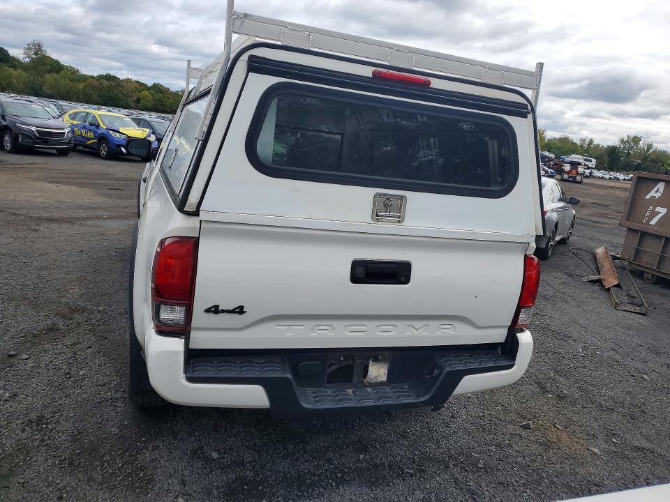 2021 Toyota Tacoma მანქანა იყიდება აუქციონზე, vin: 3TYSX5EN6MT006382, აუქციონის ნომერი: 70492336