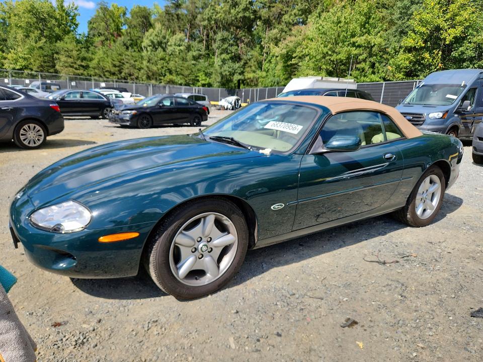 1999 Jaguar Xk8 მანქანა იყიდება აუქციონზე, vin: SAJGX2040XC042056, აუქციონის ნომერი: 68370956