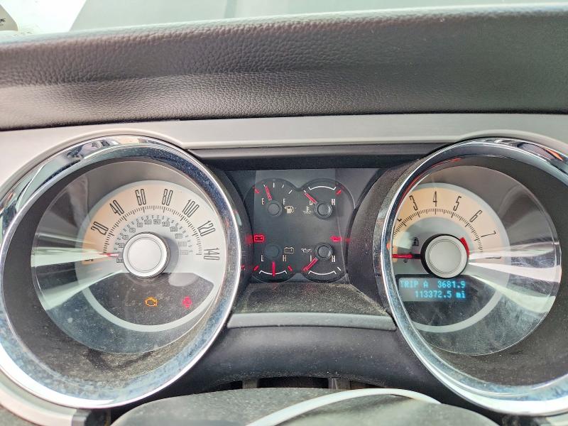 68060106 :رقم المزاد ، 1ZVBP8CH2A5139360 vin ، 2010 Ford Mustang مزاد بيع