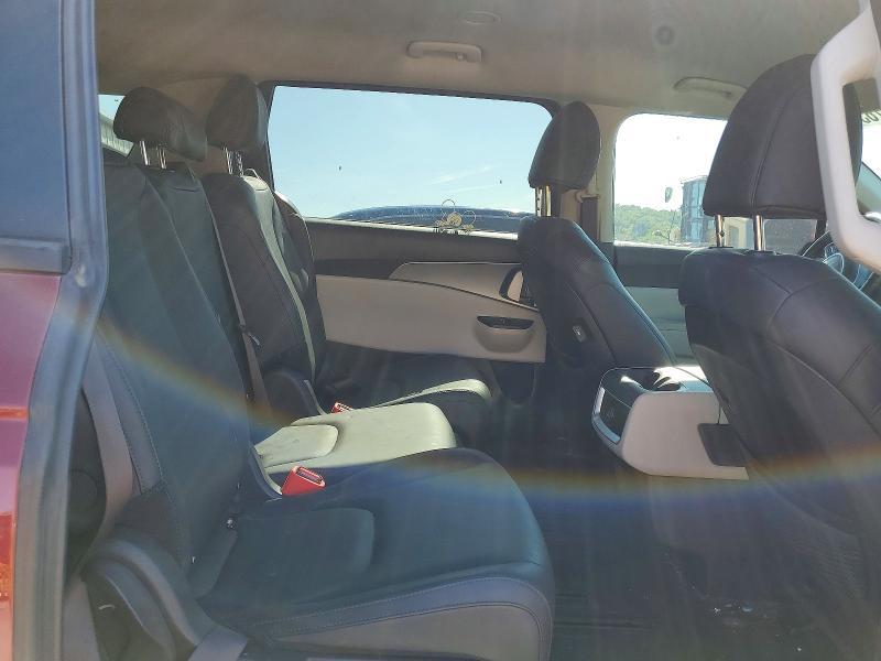 Продажа на аукционе авто 2023 Kia Carnival, vin: KNDNB4H32P6193362, номер лота: 68763106