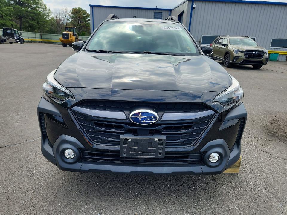 65169336 :رقم المزاد ، 4S4BTADC6P3213792 vin ، 2023 Subaru Outback مزاد بيع