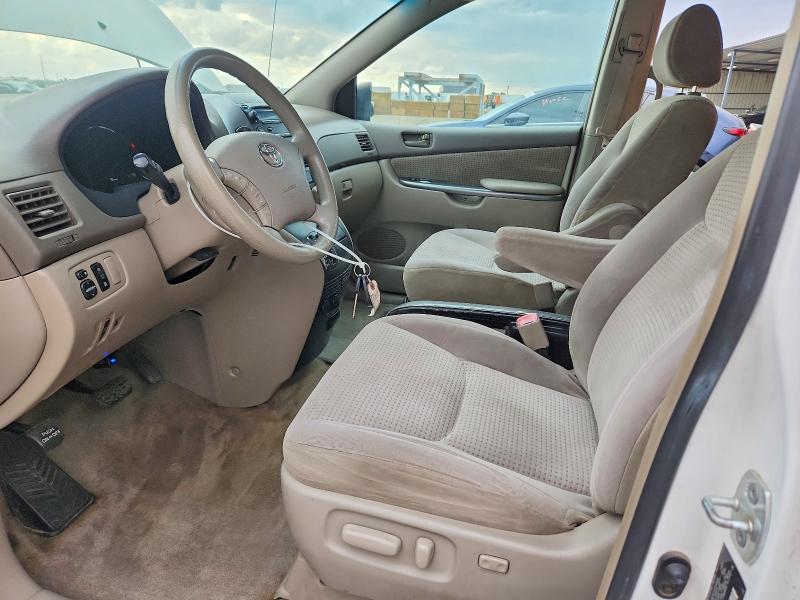 2006 Toyota Sienna მანქანა იყიდება აუქციონზე, vin: 5TDZA23C46S513330, აუქციონის ნომერი: 70690916