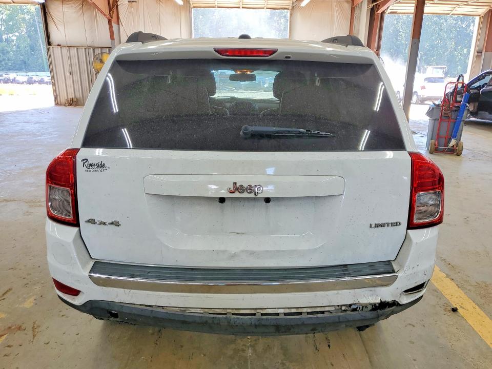 2022 Jeep Compass მანქანა იყიდება აუქციონზე, vin: 1J4NF5FB3BD277869, აუქციონის ნომერი: 68136676