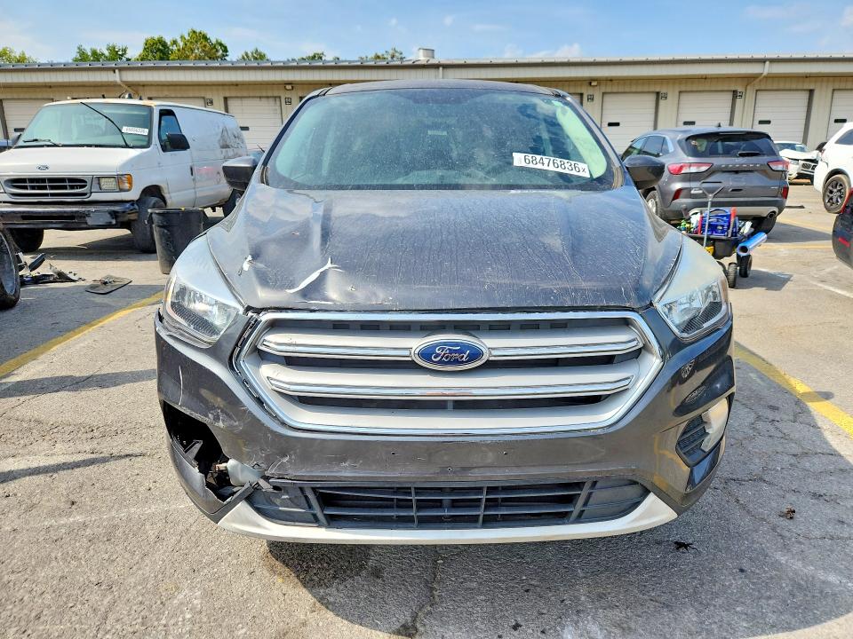 68476836 :رقم المزاد ، 1FMCU9GD2KUC34310 vin ، 2019 Ford Escape مزاد بيع