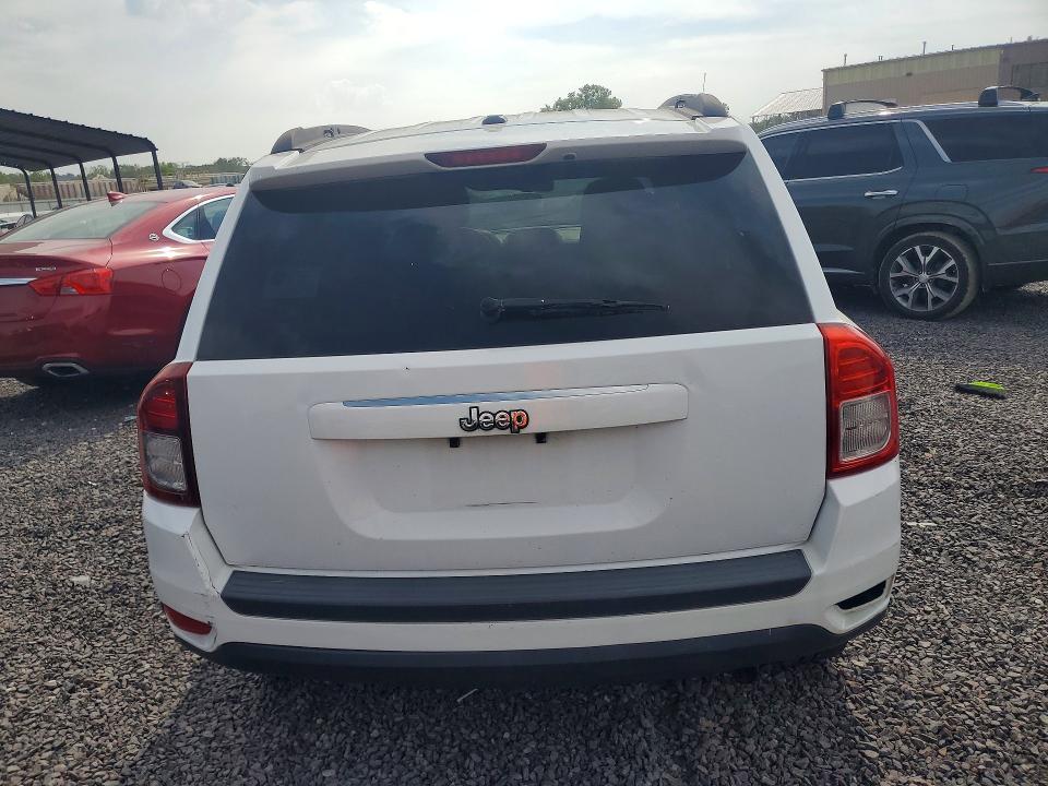 2016 Jeep Compass მანქანა იყიდება აუქციონზე, vin: 1C4NJCBA1GD553544, აუქციონის ნომერი: 70309936