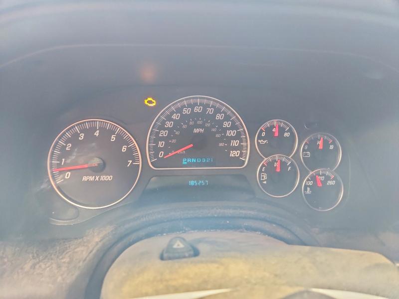 68246996 :رقم المزاد ، 1GKDT13S252292228 vin ، 2005 Gmc Envoy مزاد بيع