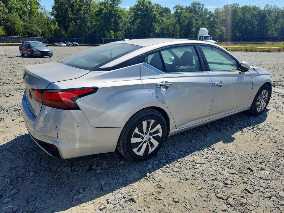 Продаж на аукціоні авто 2019 Nissan Altima, vin: 1N4BL4BV1KC230654, номер лоту: 68243226