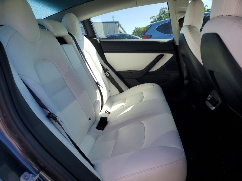 Продажа на аукционе авто 2018 Tesla Model 3, vin: 5YJ3E1EB1JF097212, номер лота: 68685556