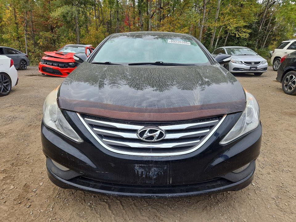 69226386 :رقم المزاد ، 5NPEC4AB6EH857843 vin ، 2014 Hyundai Sonata مزاد بيع