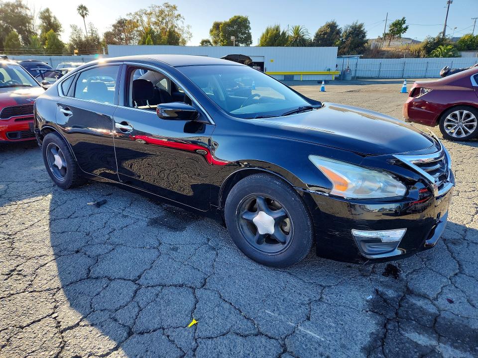 Продаж на аукціоні авто 2015 Nissan Altima, vin: 1N4AL3AP2FC226191, номер лоту: 70880376