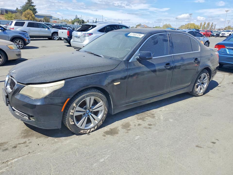 67460726 :رقم المزاد ، WBANU53559C121145 vin ، 2009 Bmw 528 مزاد بيع