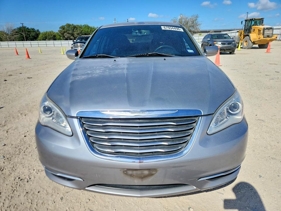 67934496 :رقم المزاد ، 1C3CCBBB1EN128566 vin ، 2014 Chrysler 200 مزاد بيع
