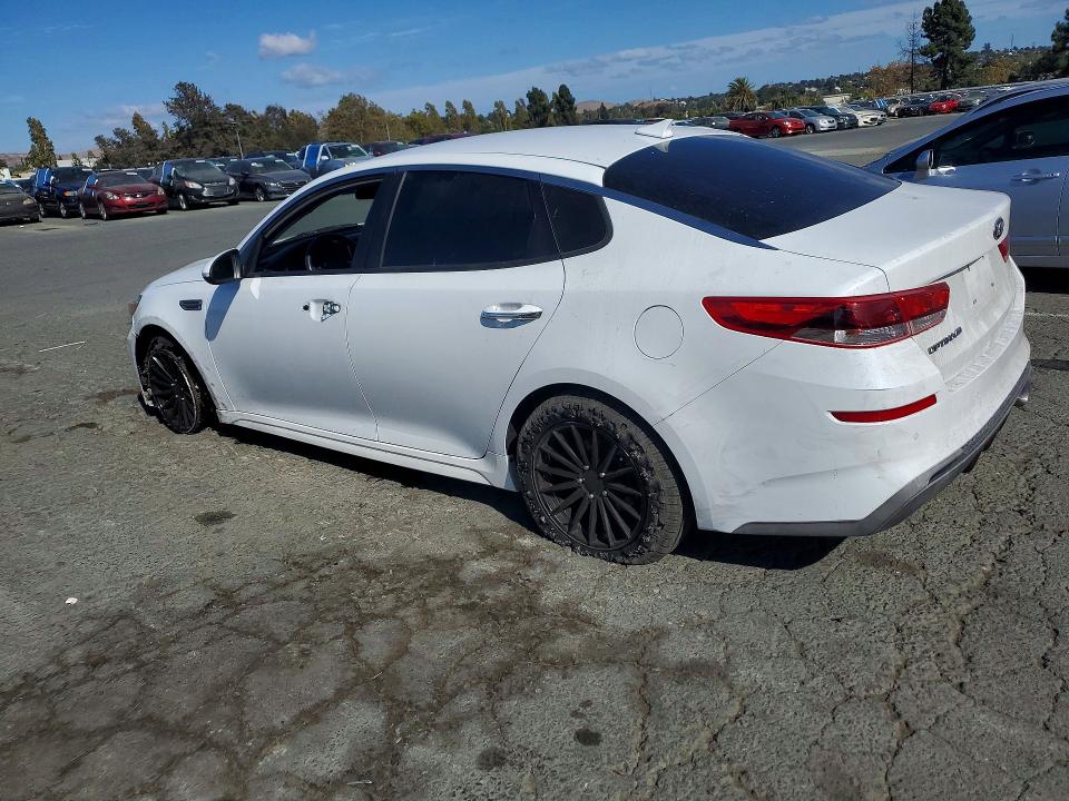 67532006 :رقم المزاد ، 5XXGT4L36KG275635 vin ، 2019 Kia Optima مزاد بيع