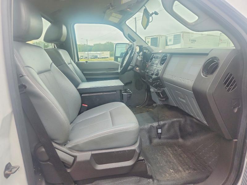 84757565 :رقم المزاد ، 1FDUF4GY6DEB43056 vin ، 2013 Ford F450 مزاد بيع