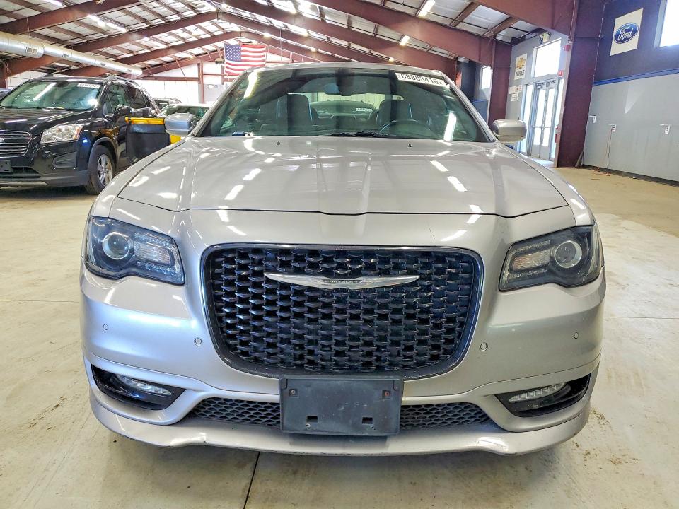 68883416 :رقم المزاد ، 2C3CCABG1JH266794         vin ، 2018 Chrysler 300 مزاد بيع