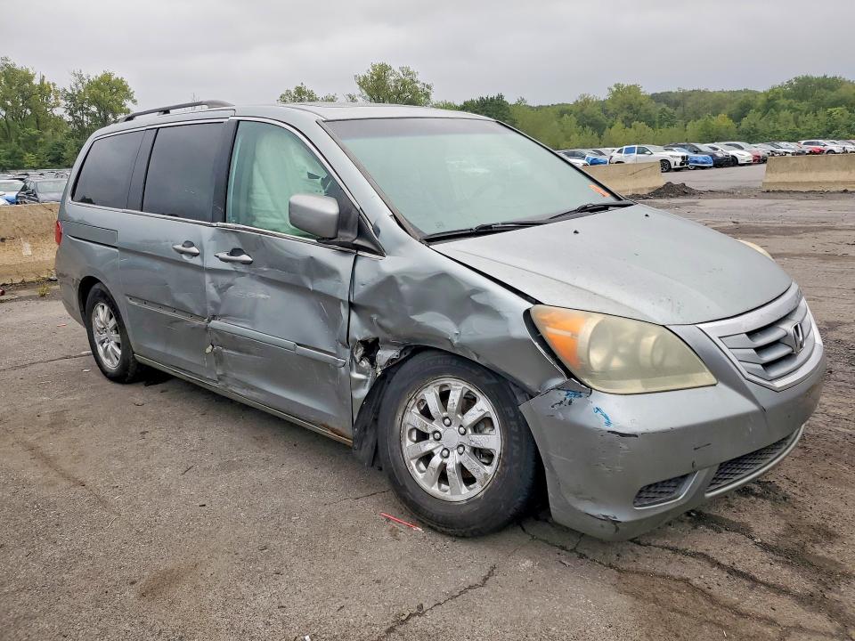 67143036 :رقم المزاد ، 5FNRL38648B055511 vin ، 2008 Honda Odyssey مزاد بيع