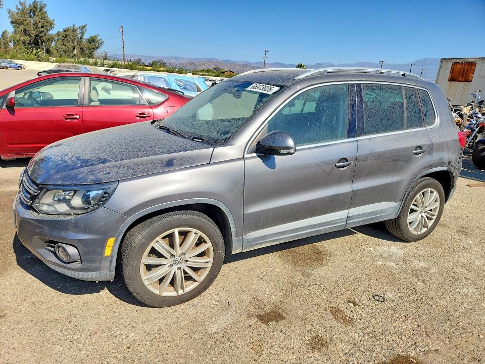 66973026 :رقم المزاد ، WVGAV7AX5GW516853 vin ، 2016 Volkswagen Tiguan مزاد بيع