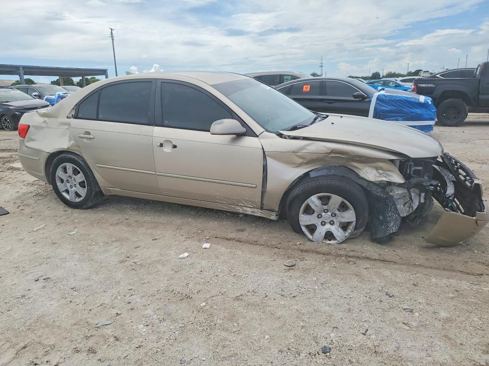 2010 Hyundai Sonata მანქანა იყიდება აუქციონზე, vin: 5NPET4AC7AH643396, აუქციონის ნომერი: 68381196