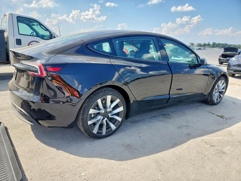 Продажа на аукционе авто 2026 Tesla Model 3, vin: 5YJ3E1EA0TF145213, номер лота: 67892796