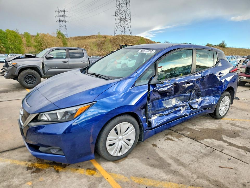 69616336 :رقم المزاد ، 1N4AZ1CP7KC302353 vin ، 2019 Nissan Leaf مزاد بيع