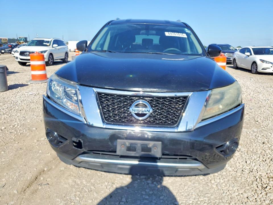 Продажа на аукционе авто 2015 Nissan Pathfinder, vin: 5N1AR2MN0FC692565, номер лота: 69781016