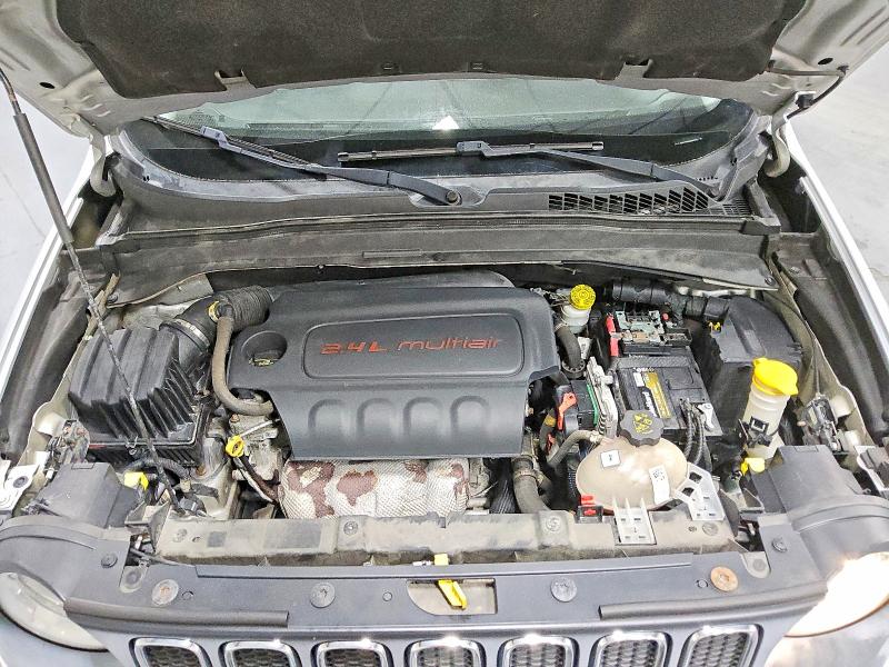 Aukcja sprzedaży 2015 Jeep Renegade, vin: ZACCJBBT8FPB45724, numer aukcji: 69186496