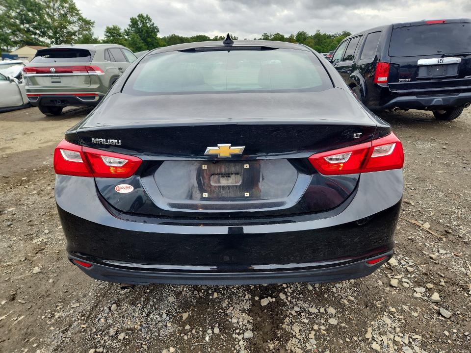 70085516 :رقم المزاد ، 1G1ZE5ST3HF110216 vin ، 2017 Chevrolet Malibu مزاد بيع
