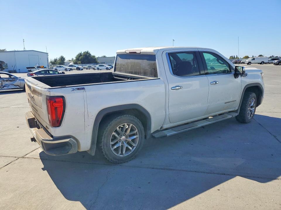 70813526 :رقم المزاد ، 3GTU9DED1MG449957 vin ، 2021 Gmc Sierra مزاد بيع