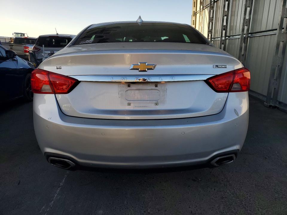 2019 Chevrolet Impala მანქანა იყიდება აუქციონზე, vin: 1G1105S38KU141184, აუქციონის ნომერი: 70369986