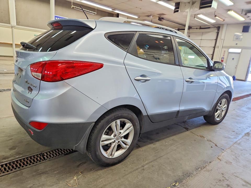 70153596 :رقم المزاد ، KM8JUCAC1CU396547 vin ، 2012 Hyundai Tucson مزاد بيع