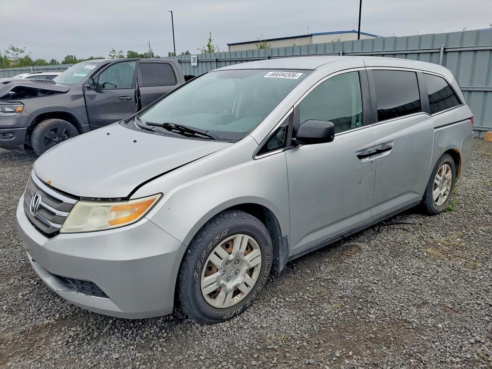 2011 Honda Odyssey მანქანა იყიდება აუქციონზე, vin: 5FNRL5H2XBB504092, აუქციონის ნომერი: 66694506