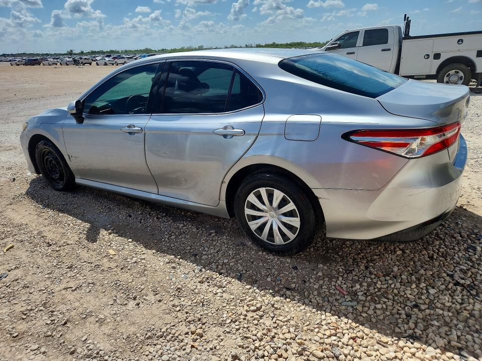 2018 Toyota Camry მანქანა იყიდება აუქციონზე, vin: 4T1B11HK9JU089381, აუქციონის ნომერი: 65361386