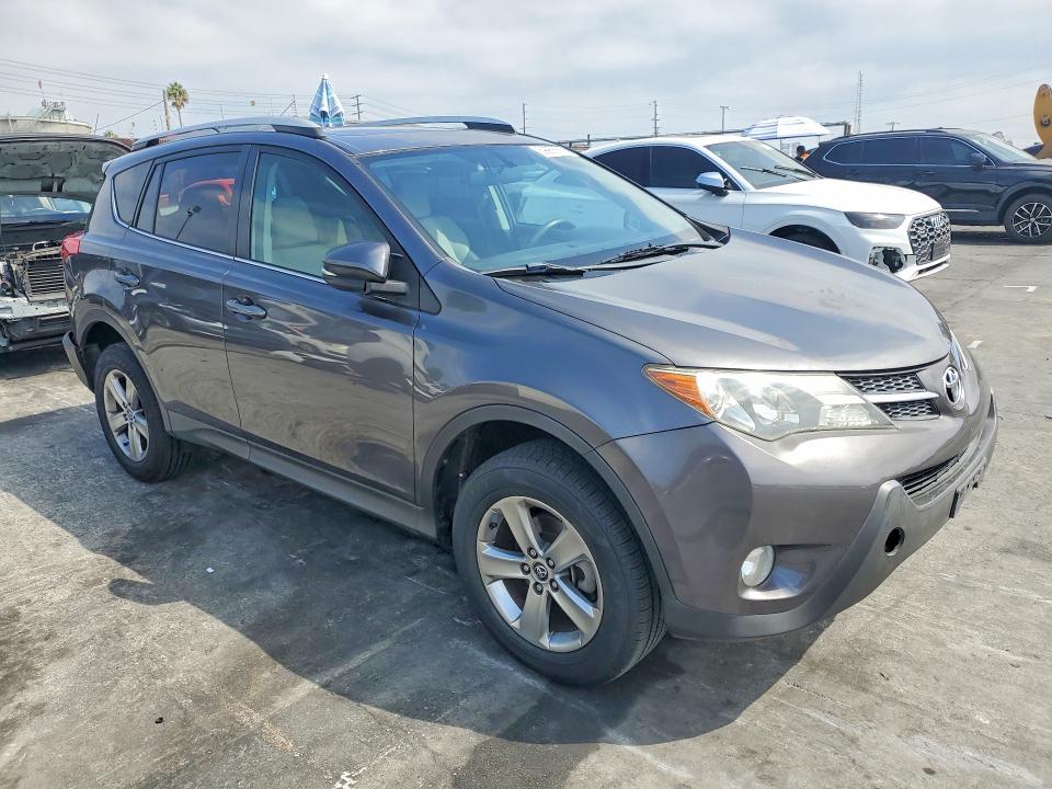2015 Toyota Rav4 მანქანა იყიდება აუქციონზე, vin: 2T3WFREV5FW135433, აუქციონის ნომერი: 69956856