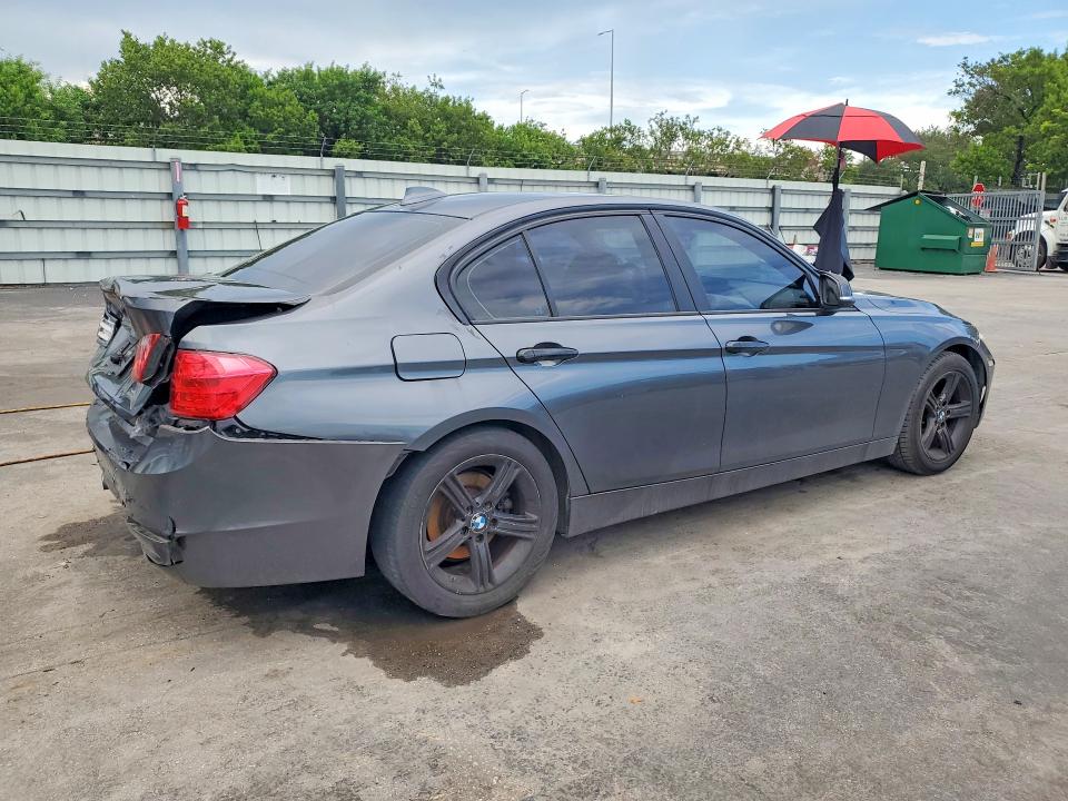 2013 Bmw 328 მანქანა იყიდება აუქციონზე, vin: WBA3A5C53DF601465, აუქციონის ნომერი: 67670116